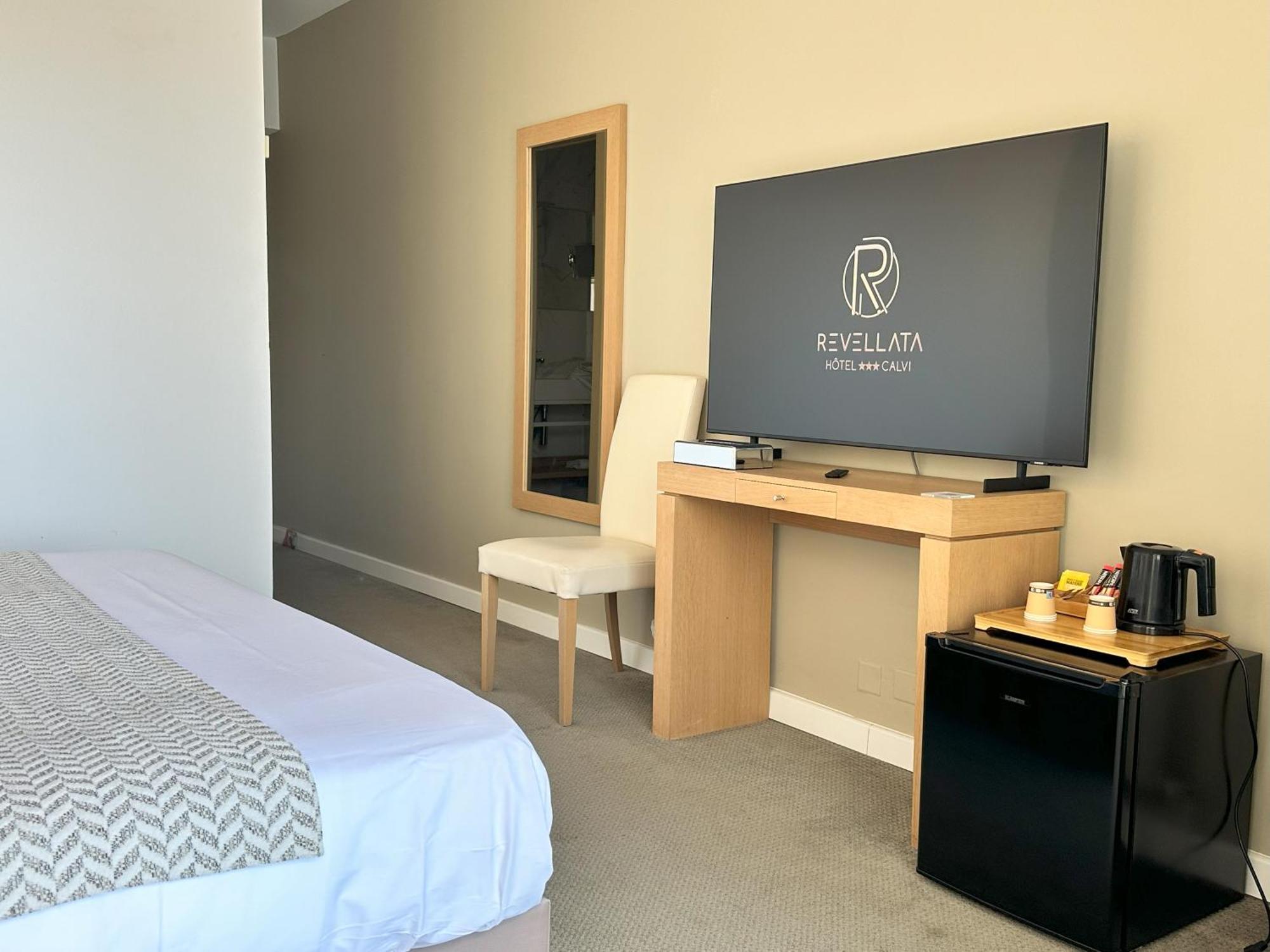 Hotel Revellata &